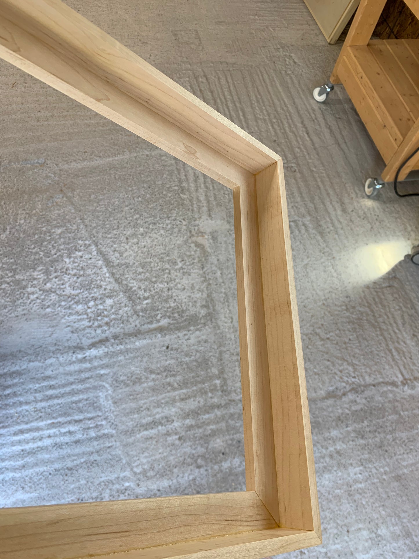 Maple Hardwood Floater Frame